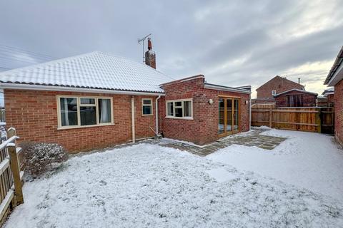 2 bedroom bungalow to rent, Highwood Road, Gazeley, CB8