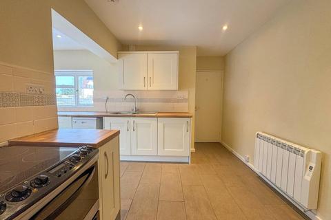 2 bedroom bungalow to rent, Highwood Road, Gazeley, CB8