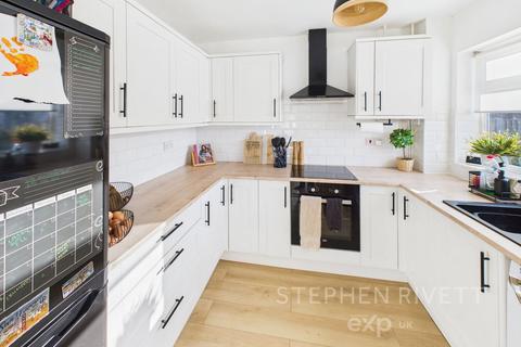 3 bedroom semi-detached house for sale, Ridgeway, Stowmarket IP14