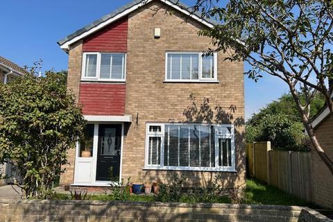 3 bedroom detached house to rent, Hathaway Drive, West Yorkshire, LS14