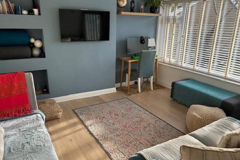 3 bedroom detached house to rent, Hathaway Drive, West Yorkshire, LS14