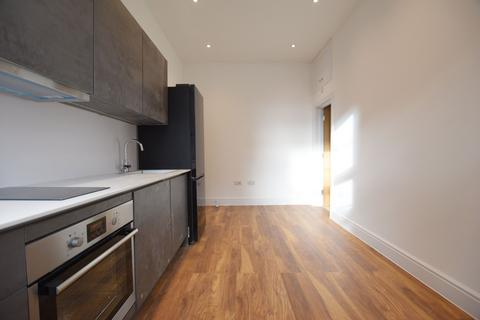 1 bedroom flat to rent, Romford Road, Stratford, E15