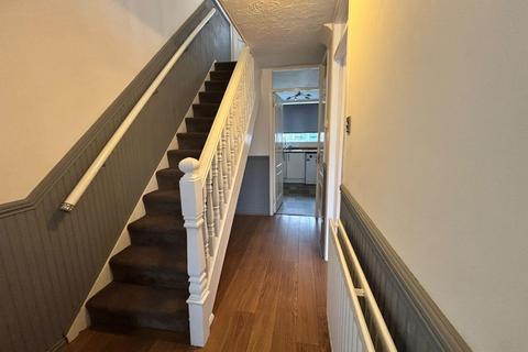 3 bedroom house to rent, Ploughmans Walk, Lichfield, WS13 7RR