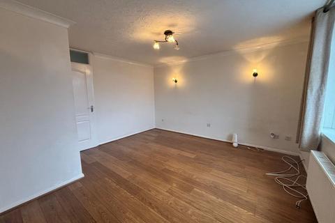 3 bedroom house to rent, Ploughmans Walk, Lichfield, WS13 7RR