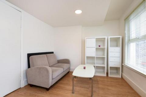 1 bedroom apartment to rent, George Street, London W1H