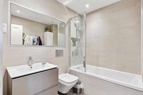 2 bedroom flat to rent, Westbourne Terrace, London, W2