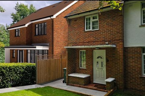 3 bedroom end of terrace house for sale, Park Lane East, Reigate, RH2