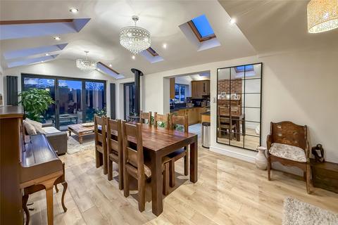 5 bedroom detached house for sale, Magnolia Close, Park Street, St. Albans, Hertfordshire, AL2