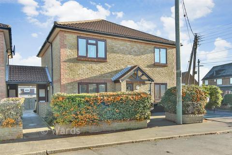 2 bedroom ground floor maisonette for sale, Sovereign Court, Dartford DA4
