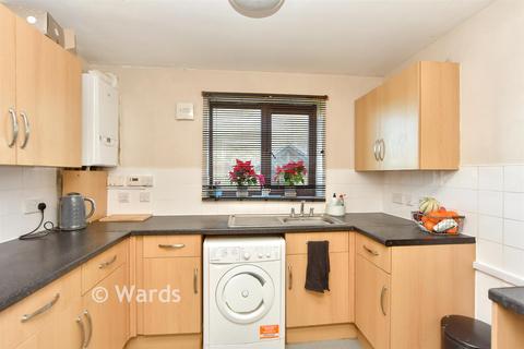 2 bedroom ground floor maisonette for sale, Sovereign Court, Dartford DA4
