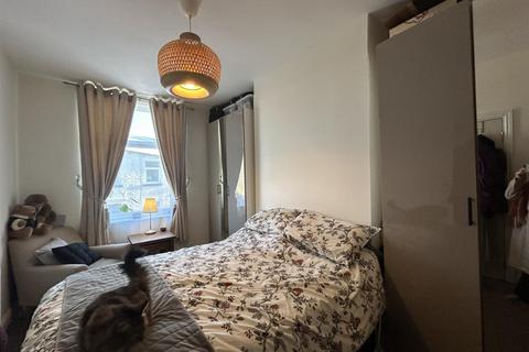 3 bedroom end of terrace house for sale, Charles Street, Sowerby Bridge HX6