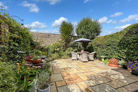 3 bedroom end of terrace house for sale, Sea Road, East Preston, Littlehampton, West Sussex