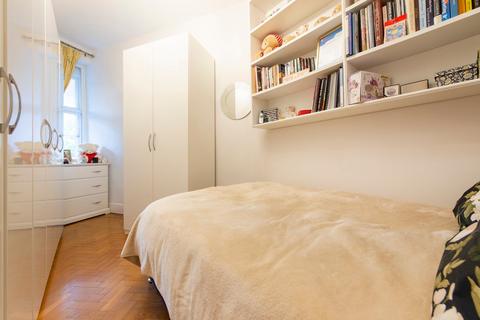 2 bedroom apartment for sale, Stirling Mansions, Canfield Gardens, South Hampstead NW6