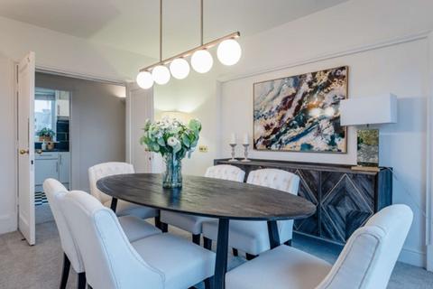 4 bedroom apartment to rent, Park Road, London NW8