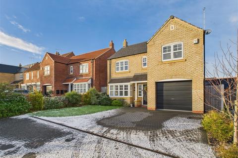4 bedroom detached house for sale - Karrina Close, Hessle