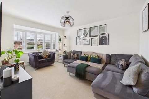 4 bedroom detached house for sale, Karrina Close, Hessle