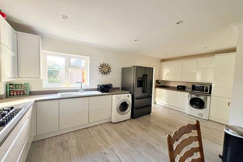 undefined, Verwood