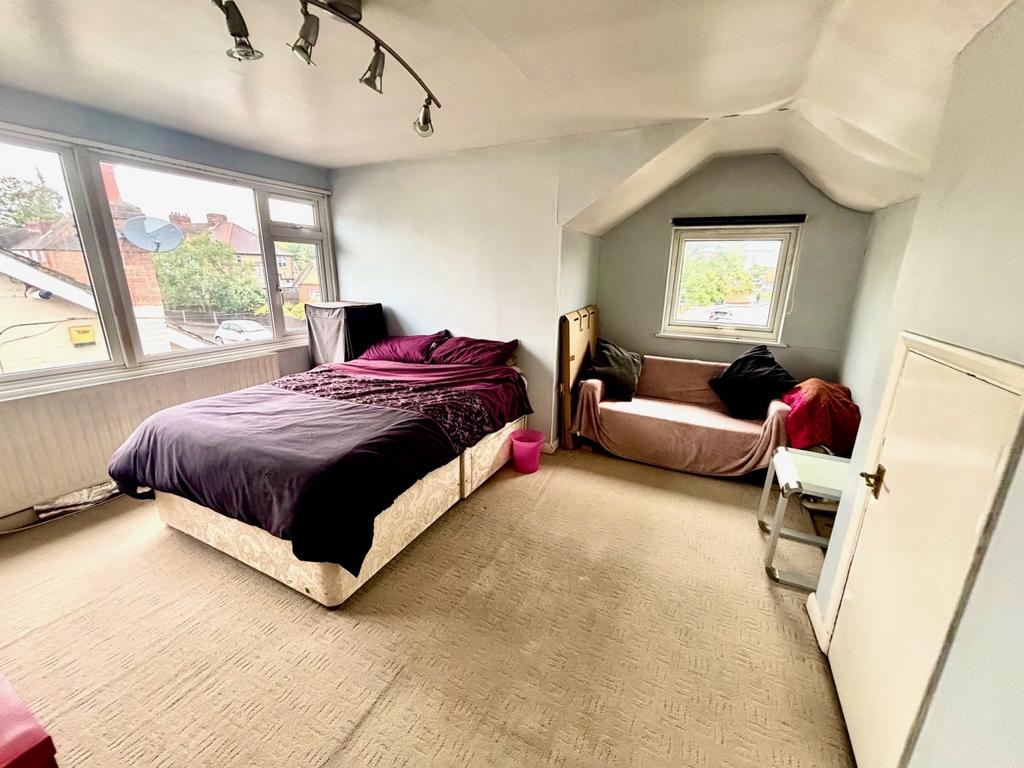 Bed 4
