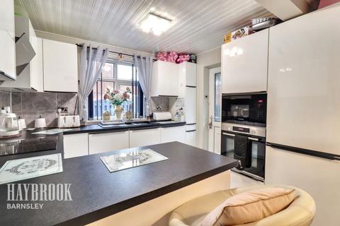 3 bedroom semi-detached house for sale, St Johns Road, Cudworth