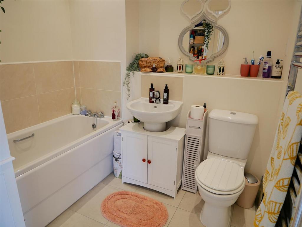 Main Bathroom