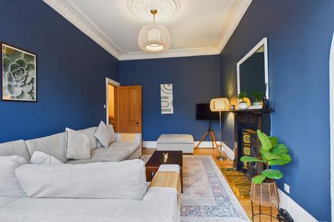 2 bedroom flat to rent, Wellington Street, Hillside, Edinburgh, EH7