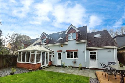 5 bedroom detached house to rent, Vicarage Road, Egham, Surrey, TW20