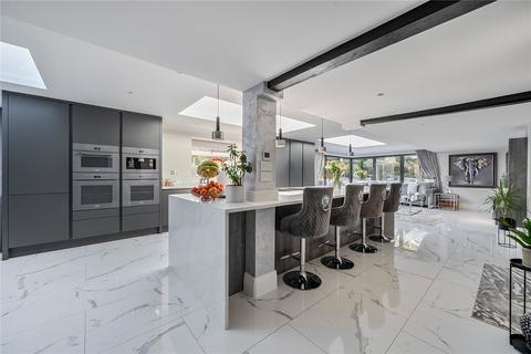 4 bedroom detached house for sale, Norton Road, Reading RG7