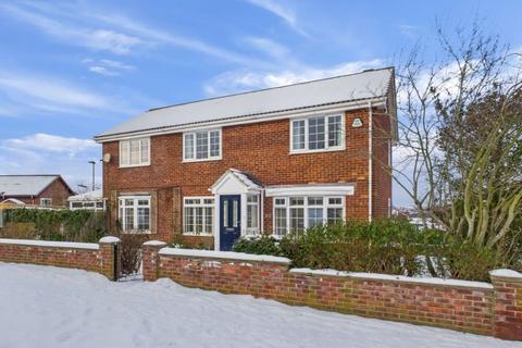 4 bedroom detached house for sale, 43 Eskdale Road, Whitby