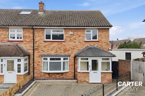 Semper Road, Grays, RM16