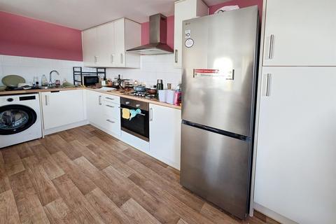 2 bedroom flat to rent, 26 Selby Place, Southampton SO15