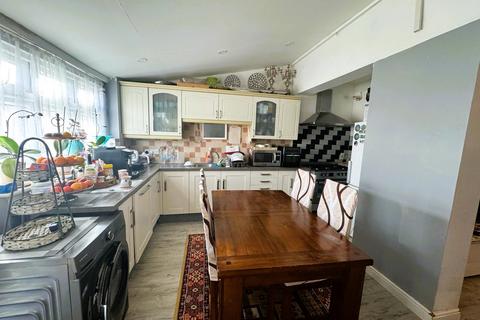 undefined, Bishops Ken Road, Kenton, HA3