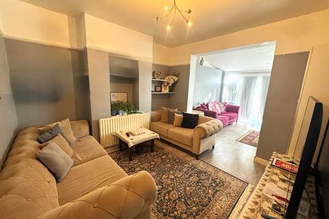 Bishops Ken Road, Kenton, HA3