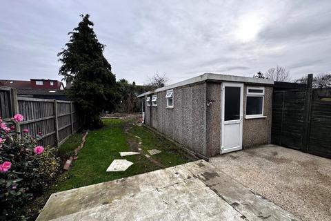 undefined, Bishops Ken Road, Kenton, HA3