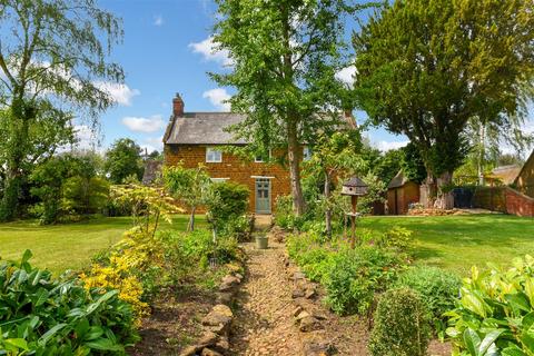 4 bedroom detached house for sale, Great Brington, Northampton