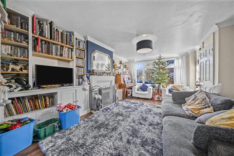 undefined, Highclere Gardens, Woking GU21