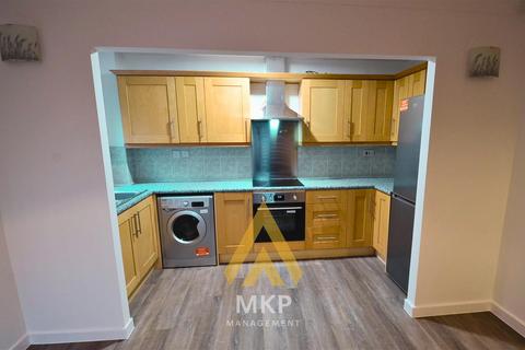 2 bedroom flat to rent, Broad Street, Birmingham B1