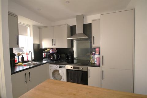 1 bedroom flat to rent, Rhodaus Close, Canterbury