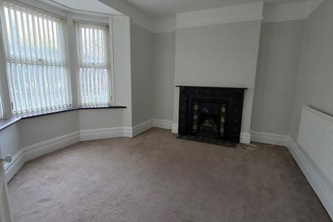 3 bedroom terraced house to rent, Penybont Road, Pencoed, Bridgend, CF35 5LE