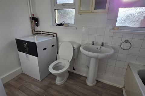 3 bedroom terraced house to rent, Penybont Road, Pencoed, Bridgend, CF35 5LE