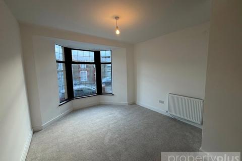 3 bedroom terraced house to rent, Conway Road, Treorchy, Rhondda Cynon Taff, CF42