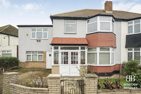 undefined, Wensleydale Avenue, Ilford, IG5
