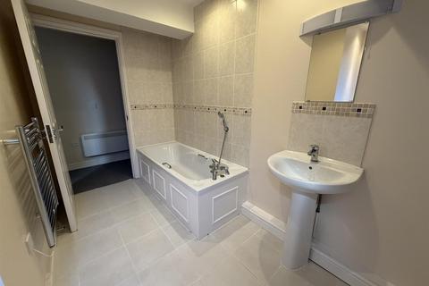 undefined, Thomas Webb Close, Daventry