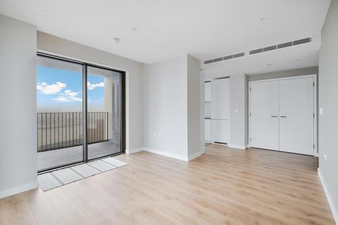 2 bedroom apartment to rent, One Thames Quay, London, E14
