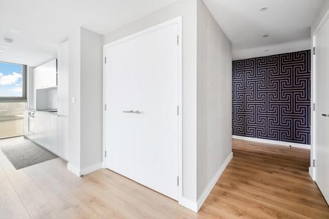 2 bedroom apartment to rent, One Thames Quay, London, E14