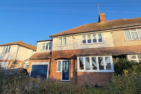 4 bedroom property to rent, Kechill Gardens, Bromley BR2