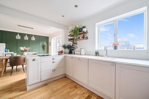 4 bedroom detached house for sale, Wilton Close, Bracklesham Bay, PO20