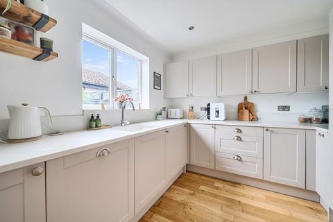 4 bedroom detached house for sale, Wilton Close, Bracklesham Bay, PO20