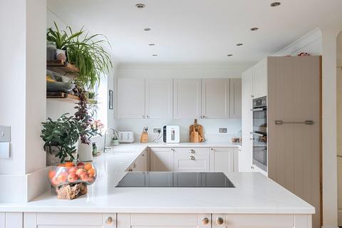 4 bedroom detached house for sale, Wilton Close, Bracklesham Bay, PO20