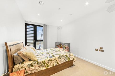 2 bedroom flat for sale, Millstream Tower, N17