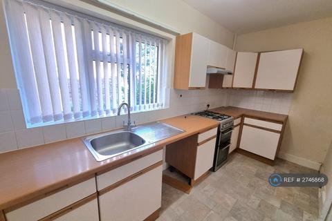 3 bedroom flat to rent, Burghley Mansions, Peterborough, PE1